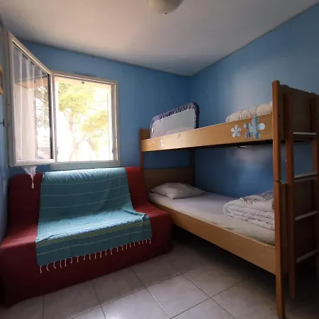 Apartment 2 Chambres Dans Calme Avec Piscine, Parking Et Tennis - Cap D'agde - Ref: Ipa 397 Agde